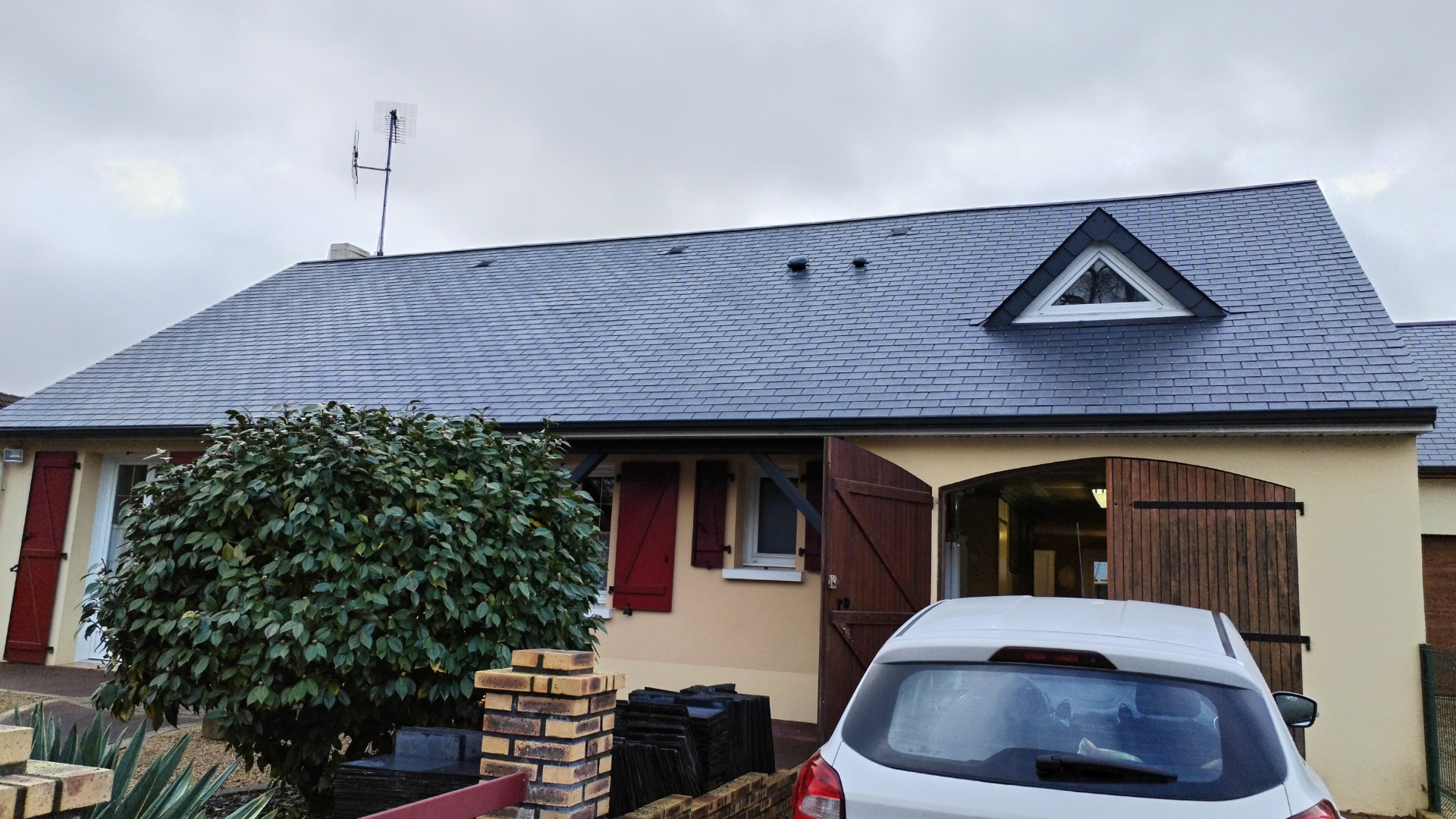 Travaux de couverture réalisés par Rénov’toitures
